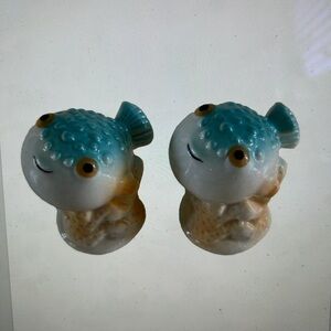 Puffer Blowfish Fish Salt & Pepper Shaker Set